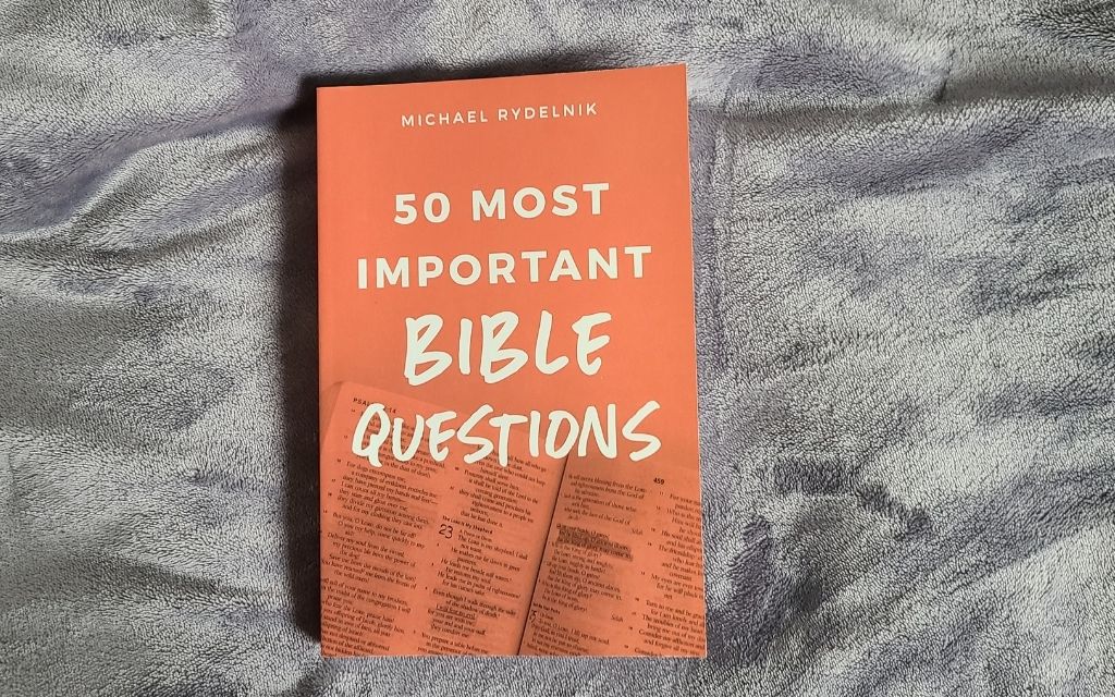 Book cover of 50 Most mportant Bible Questions